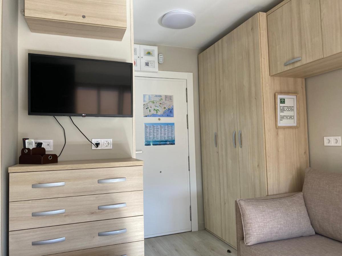 Apartamentos Naciones Playa, La Paloma Benalmádena Exteriör bild