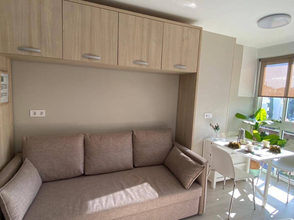 Apartamentos Naciones Playa, La Paloma Benalmádena Exteriör bild